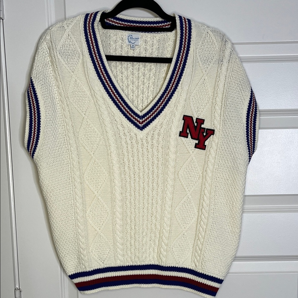 Blue rain x Francesca’s Classic White Cable Knit Sweater Vest- Size M